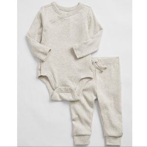 Gap Baby Knit Outfit